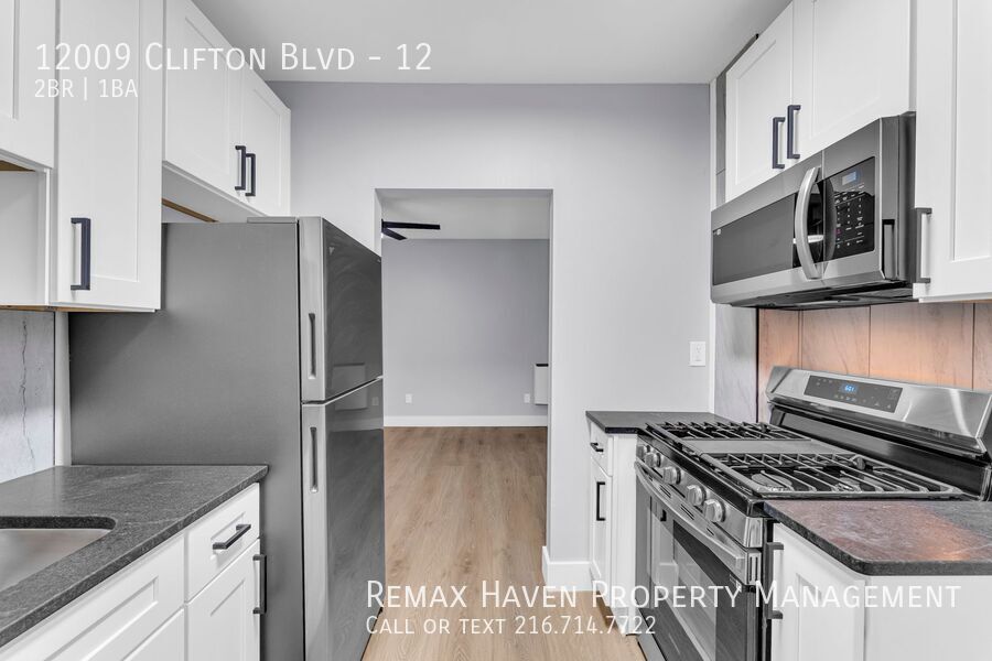 12009 Clifton Blvd | Apt#12, Lakewood - Spacious 2-bed 1-bath apartment! This rental comes with 1 de property image