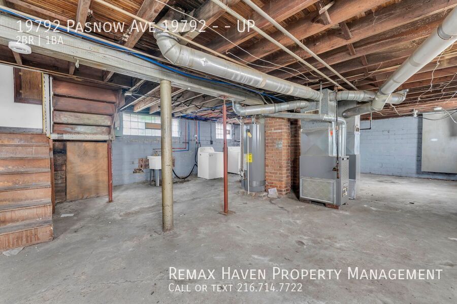 19792 Pasnow UP, Euclid - 2 bed 1 bath UP unit of this 2 family home! property image