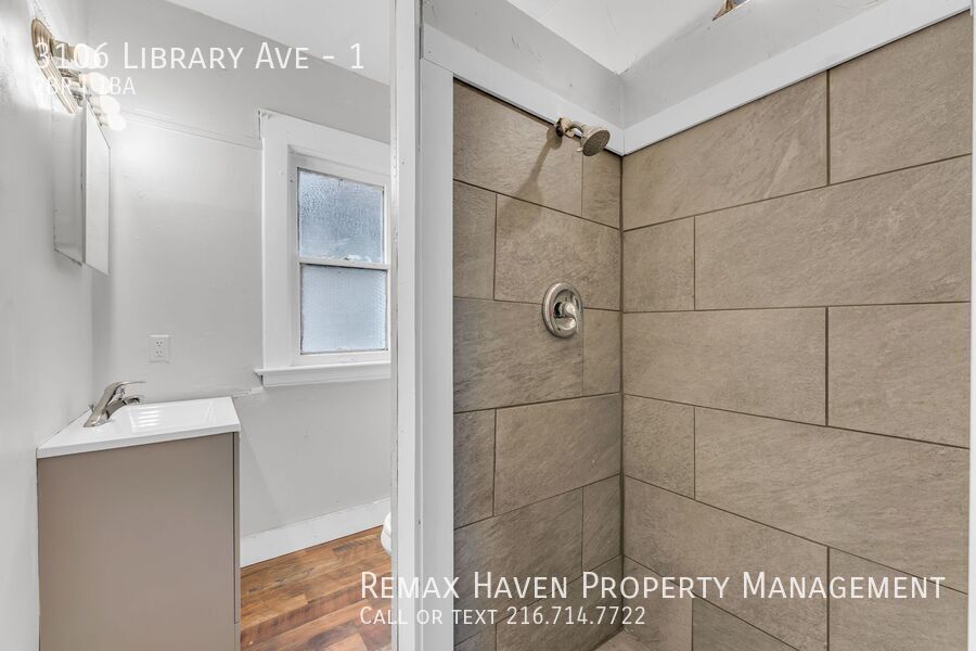 3106 Library Ave | DN, Cleveland - Spacious 2-bed 1-bath multi-family home! property image