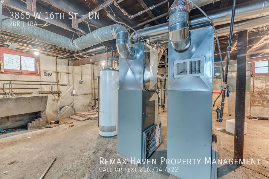 3865 W 16th St | DN, Cleveland - Spacious 2-bed 1-bath multi-family home! property image