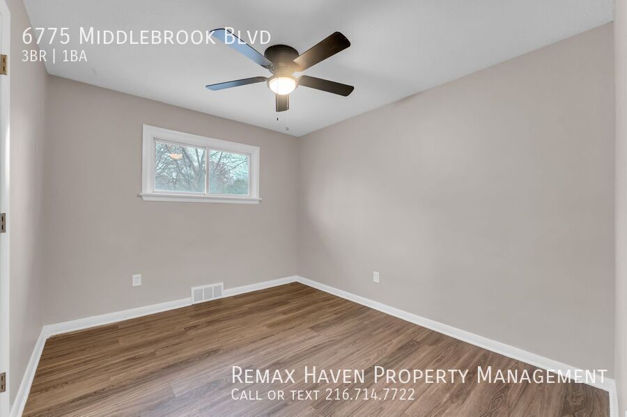 6775 Middlebrook Blvd, Middleburg Heights - Spacious 3-bed 1-bath single-family home! property image