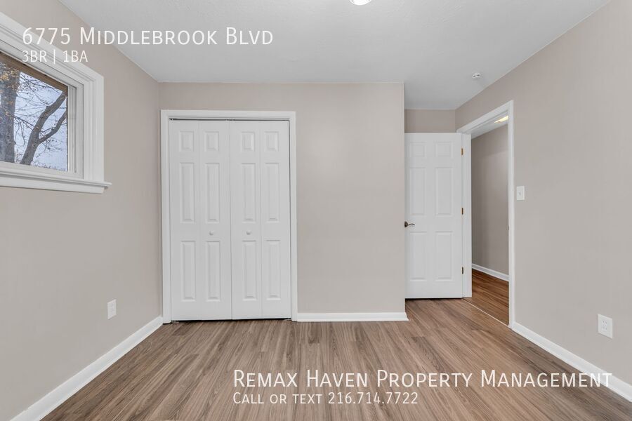 6775 Middlebrook Blvd, Middleburg Heights - Spacious 3-bed 1-bath single-family home! property image