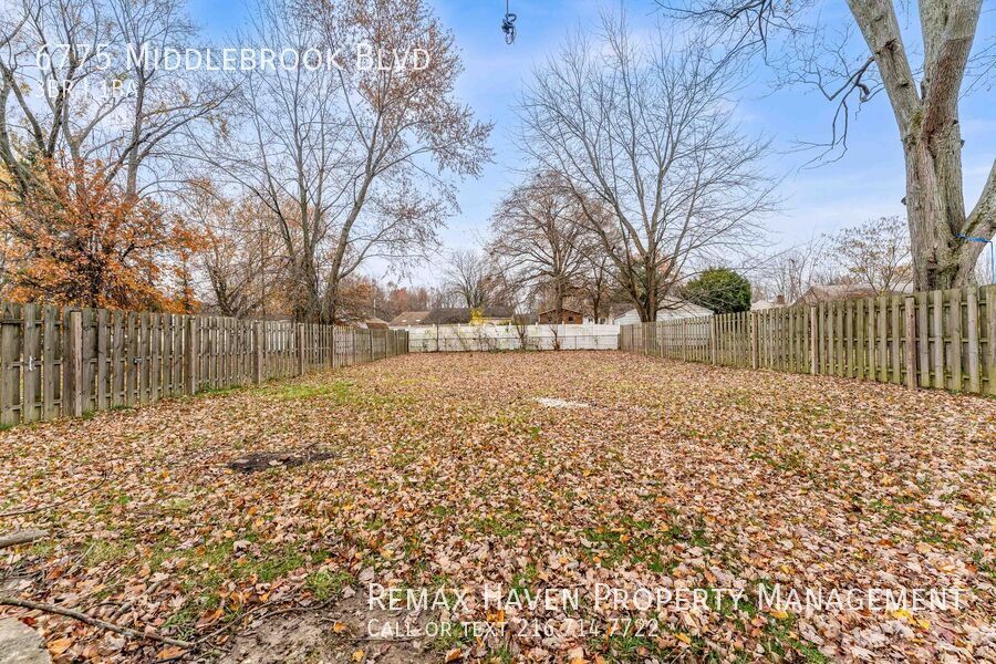 6775 Middlebrook Blvd, Middleburg Heights - Spacious 3-bed 1-bath single-family home! property image