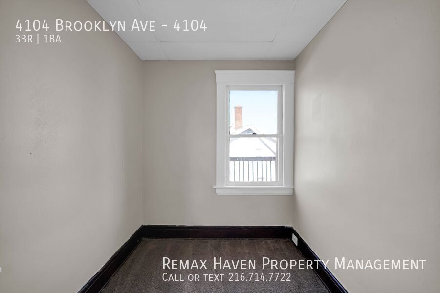 4104 Brooklyn Ave | Left Side, Cleveland - Spacious 3-bed 1-bath multi-family home! property image