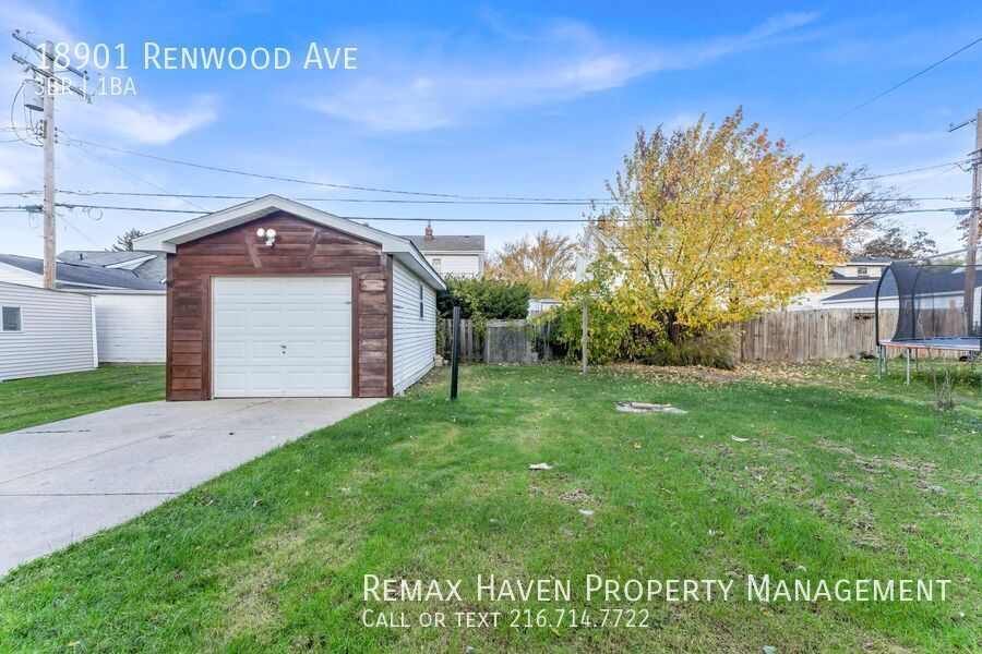 18901 Renwood Ave, Euclid - Spacious 3-bed 1-bath single-family home! property image