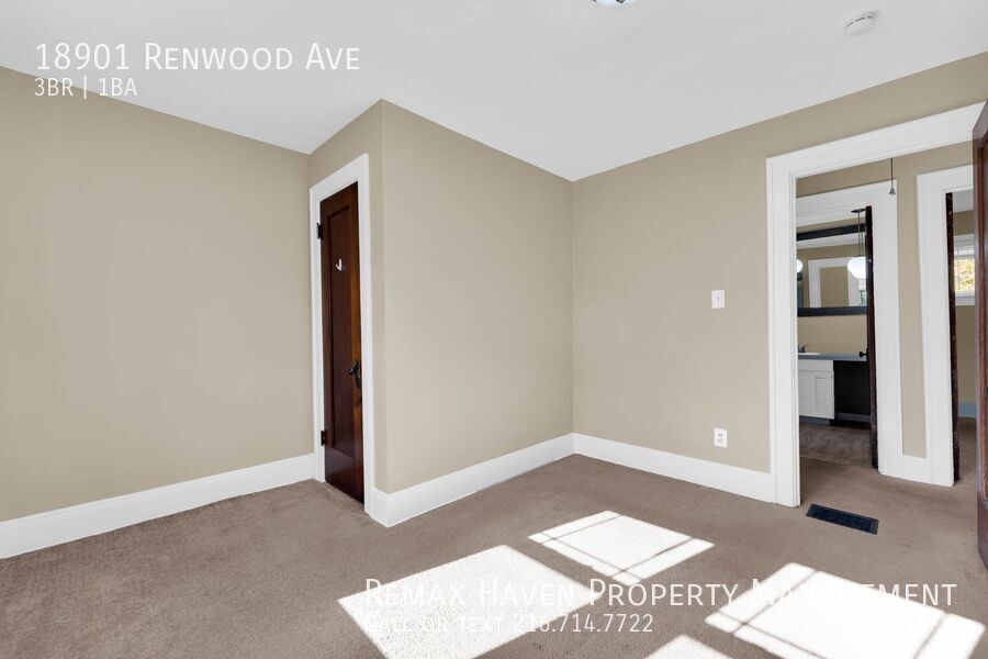 18901 Renwood Ave, Euclid - Spacious 3-bed 1-bath single-family home! property image