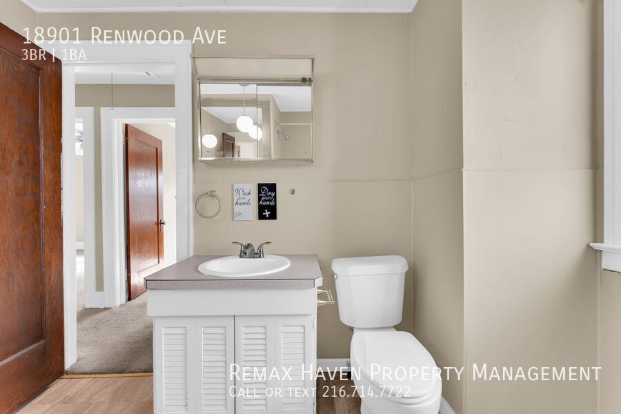 18901 Renwood Ave, Euclid - Spacious 3-bed 1-bath single-family home! property image