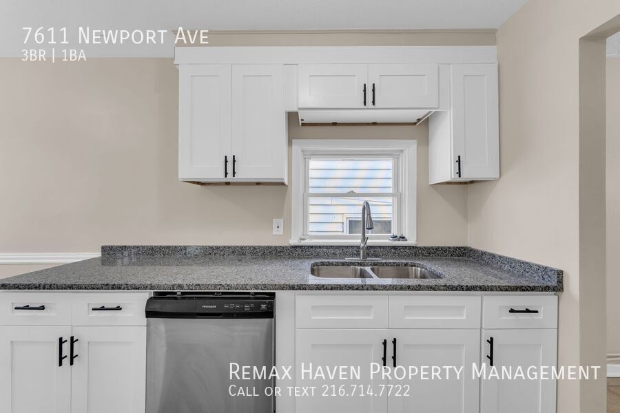 7611 Newport Ave, Parma - Spacious 3-bed 1-bath single-family home! property image