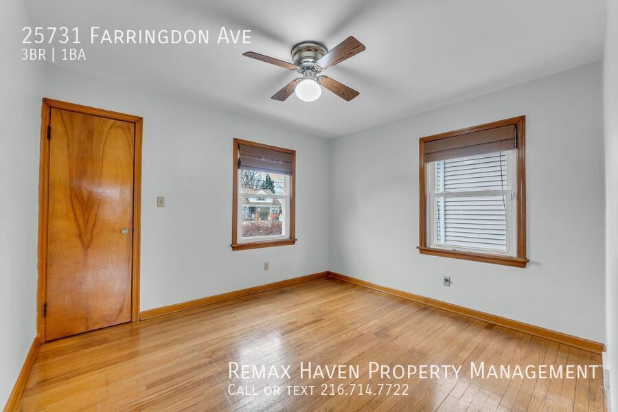 25731 Farringdon Ave, Euclid - Spacious 3-bed 1-bath single-family home! property image