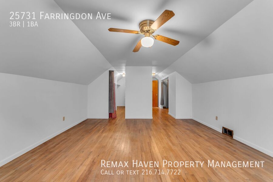 25731 Farringdon Ave, Euclid - Spacious 3-bed 1-bath single-family home! property image