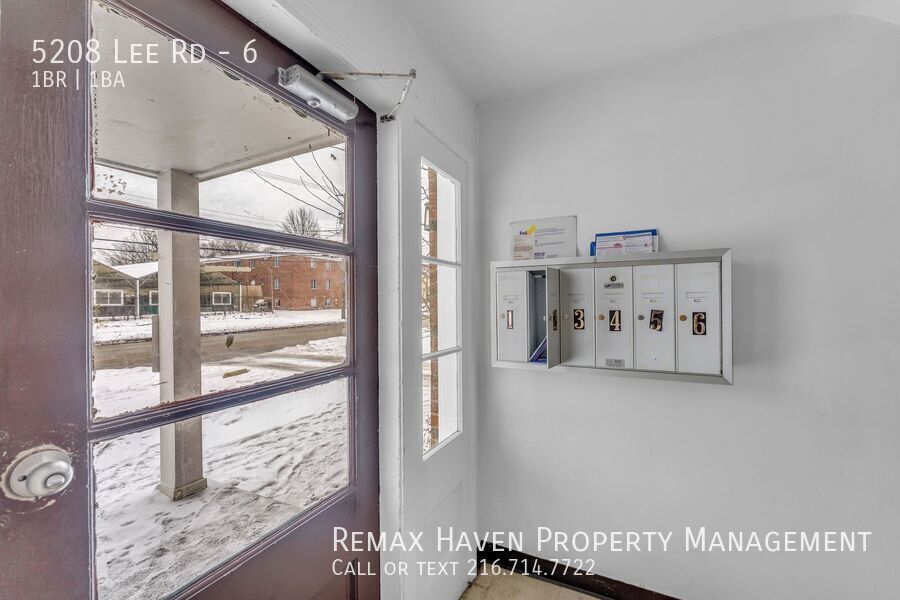 5208 Lee Rd | Unit 6, Maple Heights - Spacious 1-bed 1-bath apartment! property image