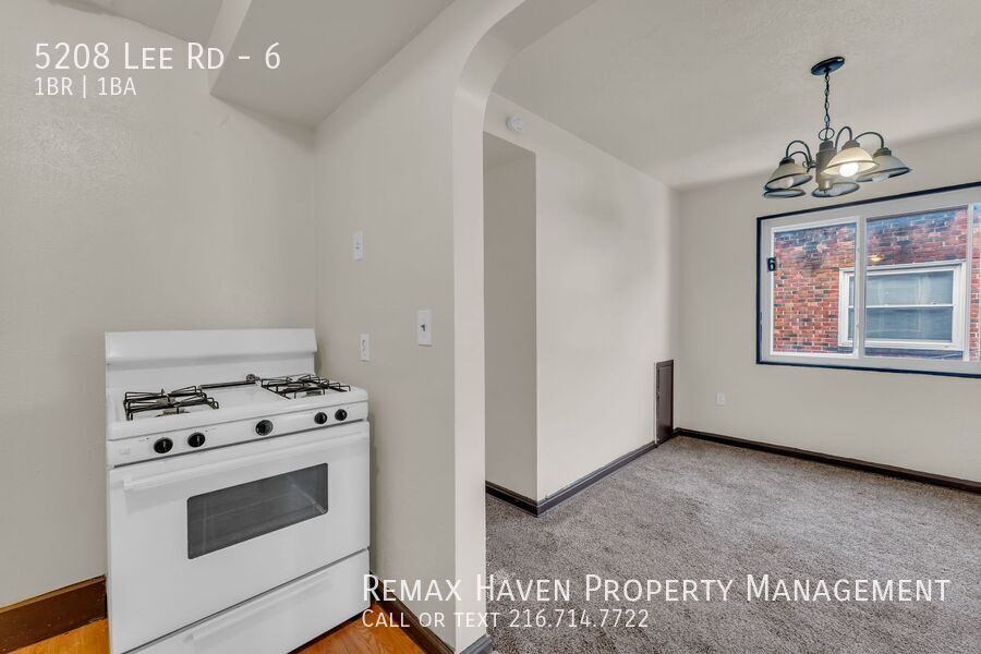 5208 Lee Rd | Unit 6, Maple Heights - Spacious 1-bed 1-bath apartment! property image