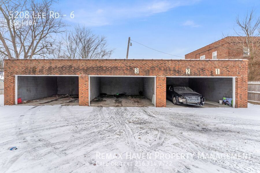 5208 Lee Rd | Unit 6, Maple Heights - Spacious 1-bed 1-bath apartment! property image