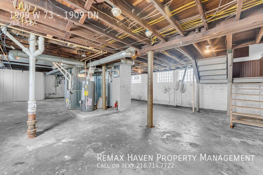 1909 W 73rd St | DN, Cleveland - Spacious 2-bed 1-bath multi-family home! property image