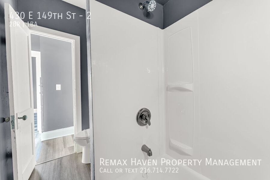 430 E 149th St | Unit 2, Cleveland - Spacious 2-bed 1-bath multi-family home! property image