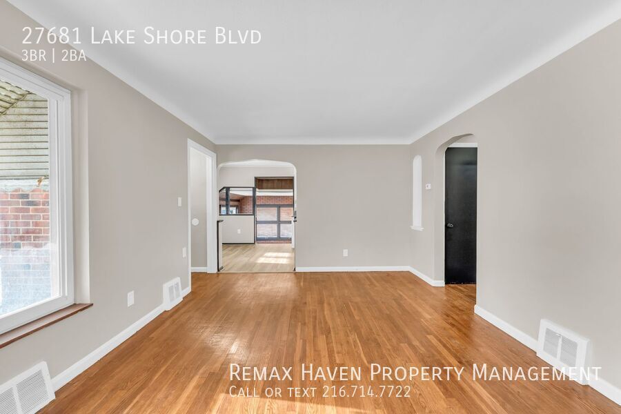 27681 Lakeshore Blvd, Euclid - Spacious 3-bed 2-bath single-family home! property image
