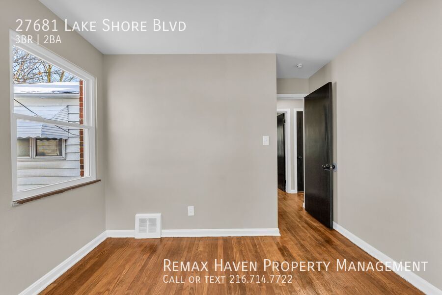 27681 Lakeshore Blvd, Euclid - Spacious 3-bed 2-bath single-family home! property image
