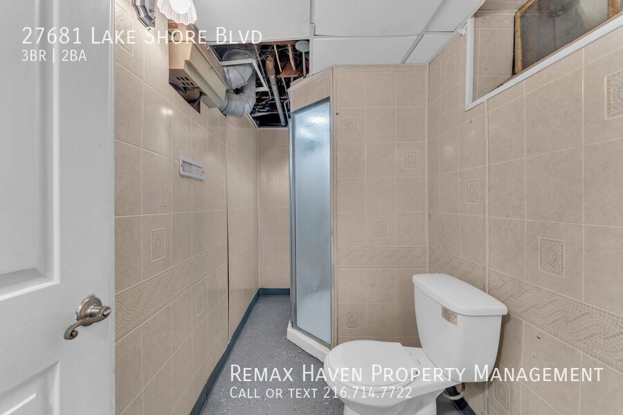 27681 Lakeshore Blvd, Euclid - Spacious 3-bed 2-bath single-family home! property image