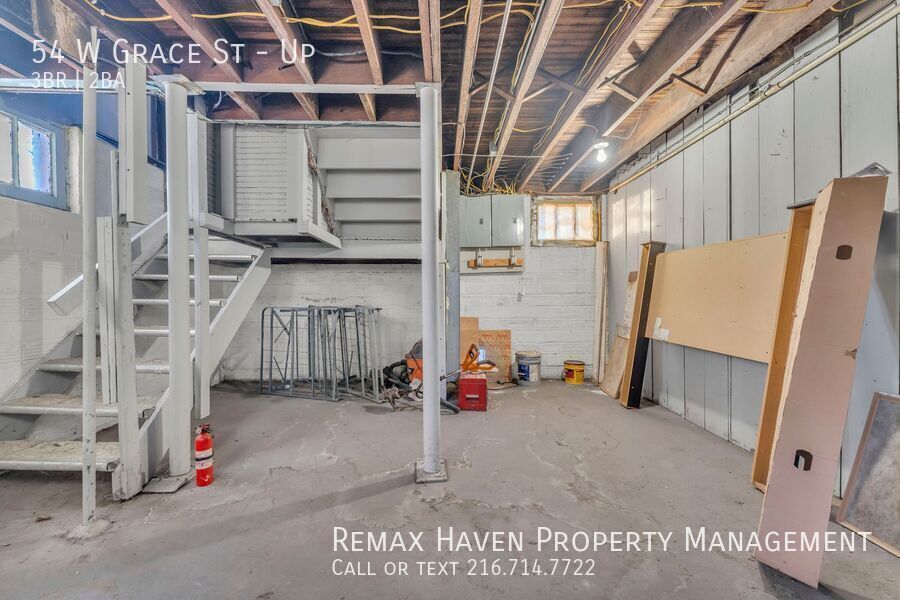 54 W Grace St | UP, Bedford - Spacious 3-bed 2-bath multi-family home! property image