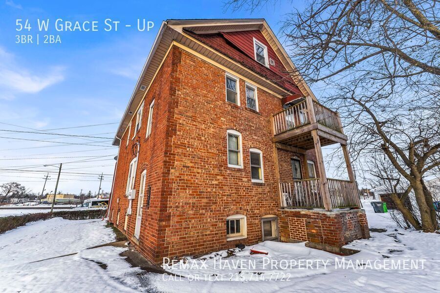 54 W Grace St | UP, Bedford - Spacious 3-bed 2-bath multi-family home! property image