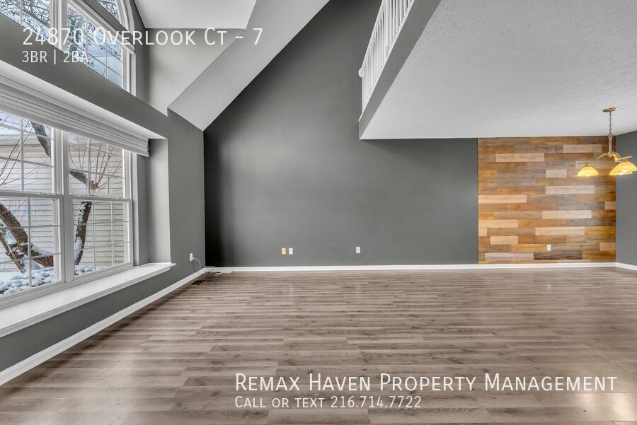 24870 Overlook Court # 7, Olmstead Falls - Spacious 2-bed 2-bath single-family home! property image