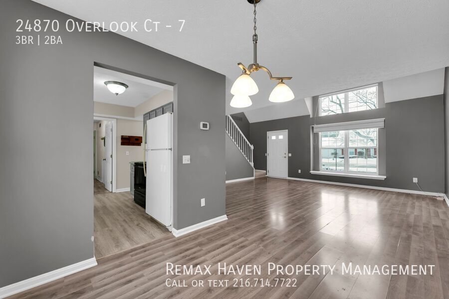 24870 Overlook Court # 7, Olmstead Falls - Spacious 2-bed 2-bath single-family home! property image