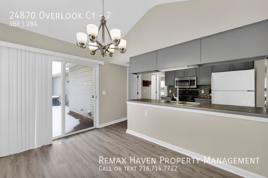 24870 Overlook Court # 7, Olmstead Falls - Spacious 2-bed 2-bath single-family home! property image
