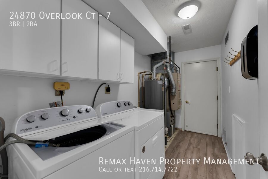 24870 Overlook Court # 7, Olmstead Falls - Spacious 2-bed 2-bath single-family home! property image