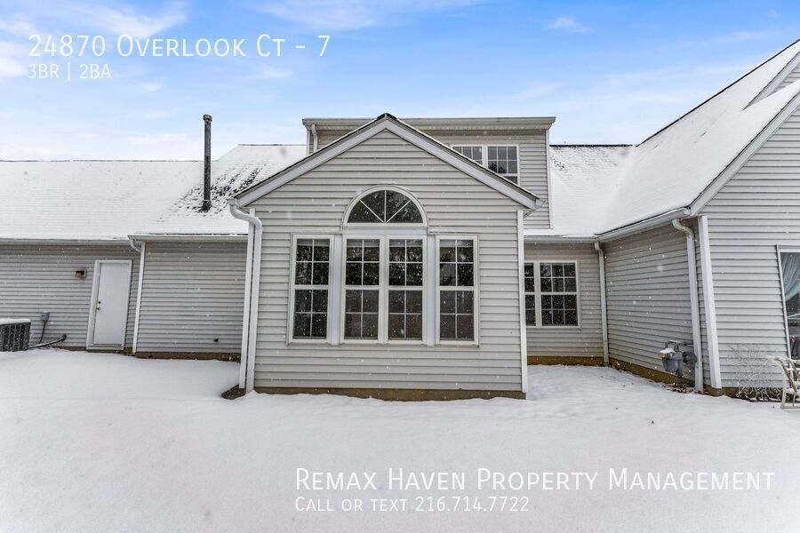 24870 Overlook Court # 7, Olmstead Falls - Spacious 2-bed 2-bath single-family home! property image