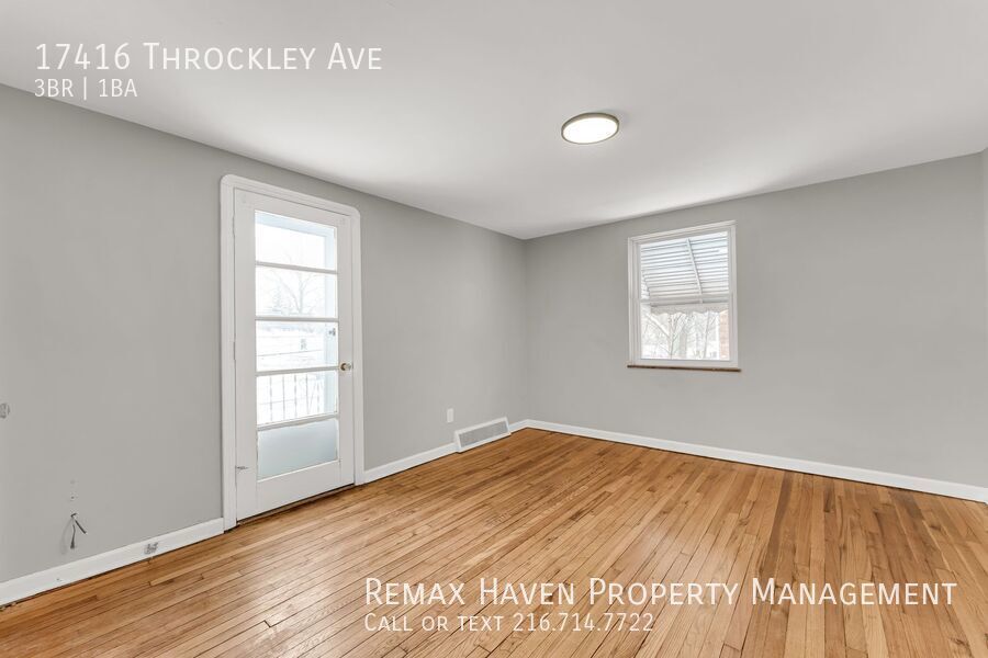 17416 Throckley Ave, Cleveland - Spacious 3-bed 1-bath single-family home! property image