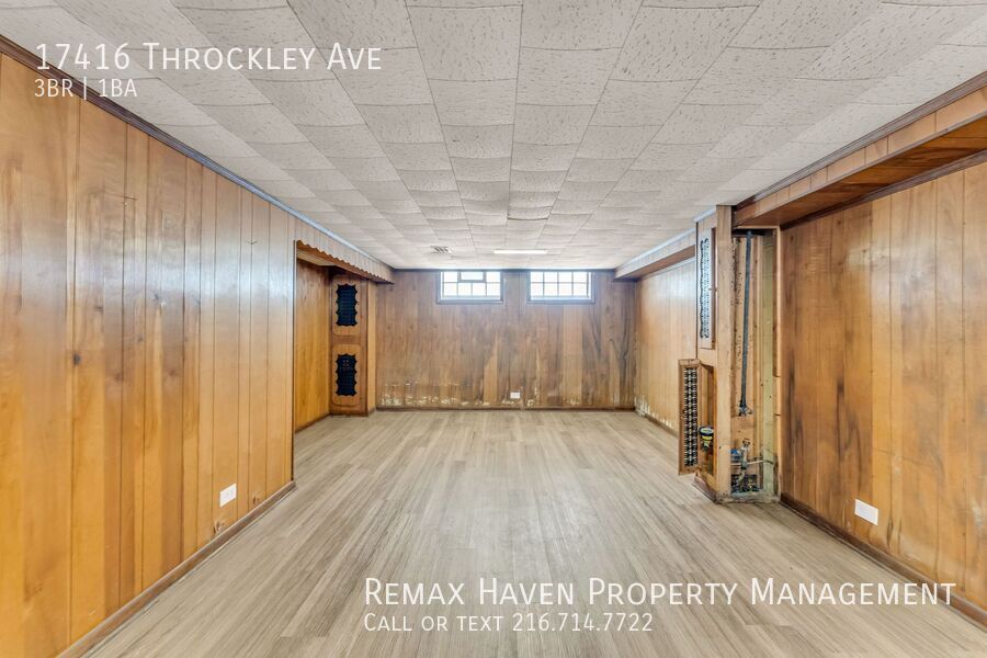 17416 Throckley Ave, Cleveland - Spacious 3-bed 1-bath single-family home! property image