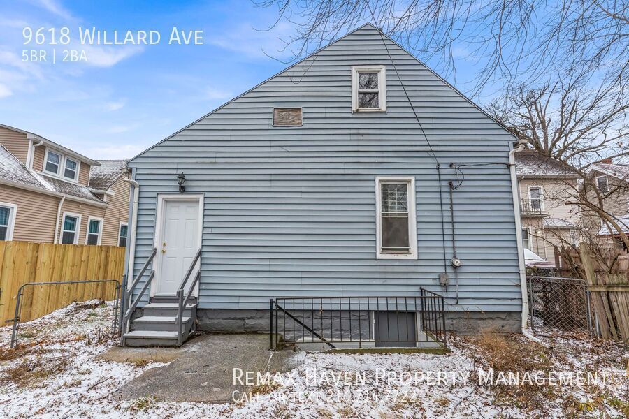 9618 Willard Ave, Cleveland - Spacious 5-bed 2-bath single-family home! property image