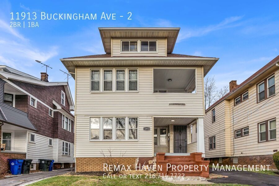 11913 Buckingham Ave | UP, Cleveland - Spacious 2-bed 1-bath multi-family home! property image