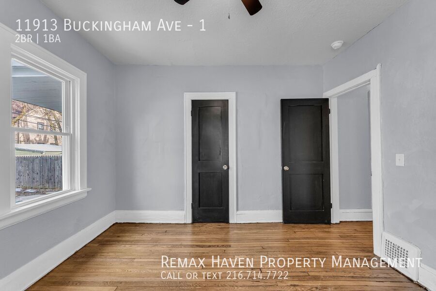 11913 Buckingham Ave | DN, Cleveland - Spacious 2-bed 1-bath multi-family home! property image
