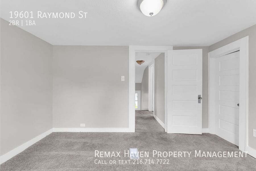 19601 Raymond St, Maple Heights - Spacious 2-bed 1-bath single-family home! property image