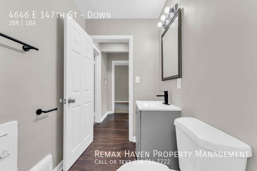 4646 E 147th St | DN, Cleveland - Spacious 2-bed 1-bath multi-family home! property image