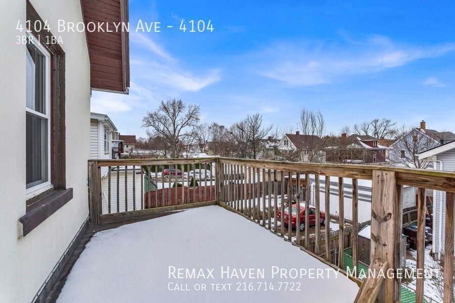 4104 Brooklyn Ave | Left Side, Cleveland - Spacious 3-bed 1-bath multi-family home! property image