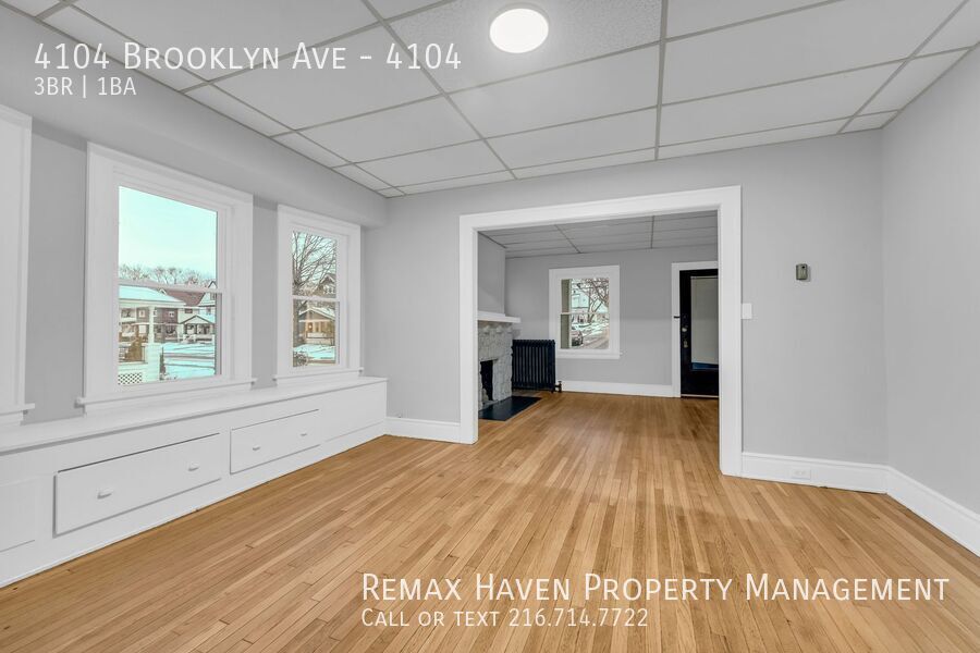 4104 Brooklyn Ave | Left Side, Cleveland - Spacious 3-bed 1-bath multi-family home! property image