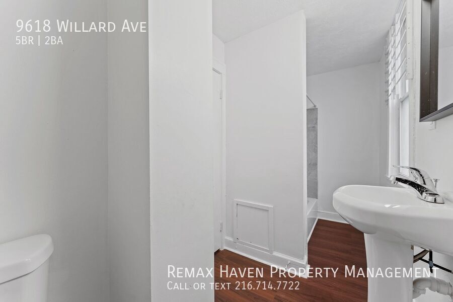 9618 Willard Ave, Cleveland - Spacious 5-bed 2-bath single-family home! property image