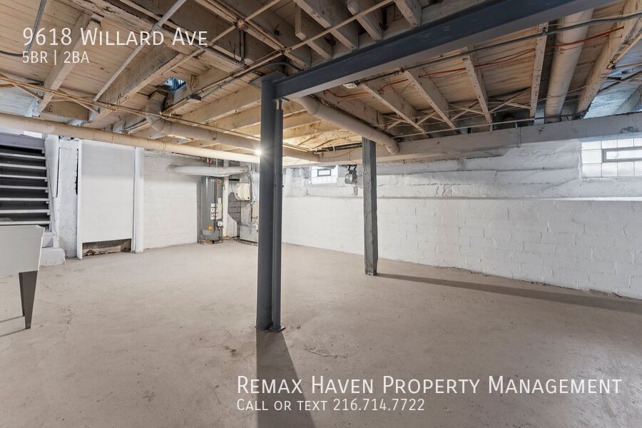 9618 Willard Ave, Cleveland - Spacious 5-bed 2-bath single-family home! property image