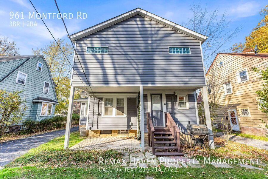 961 Montford Rd, Cleveland Heights - Spacious 3-bed 2-bath single-family home! property image