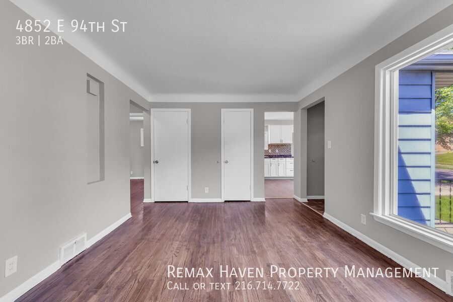 4852 E 94th St, Garfield Heights - Spacious 3-bed 1.5 -bath single-family home! property image