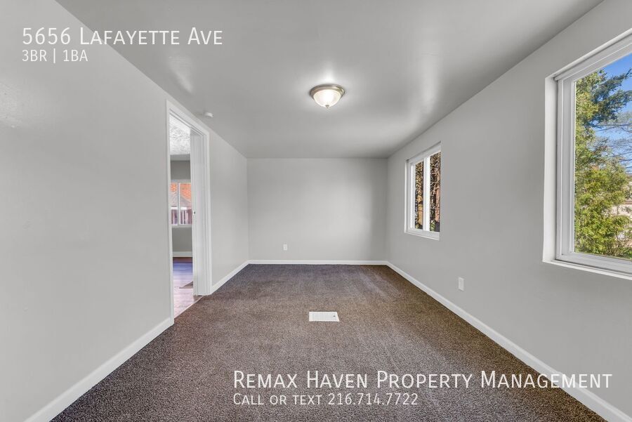 5656 Lafayette Ave, Maple Heights - Spacious 3-bed 1-bath single-family home! property image