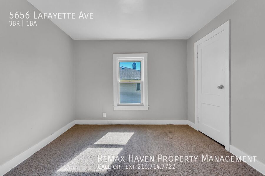 5656 Lafayette Ave, Maple Heights - Spacious 3-bed 1-bath single-family home! property image