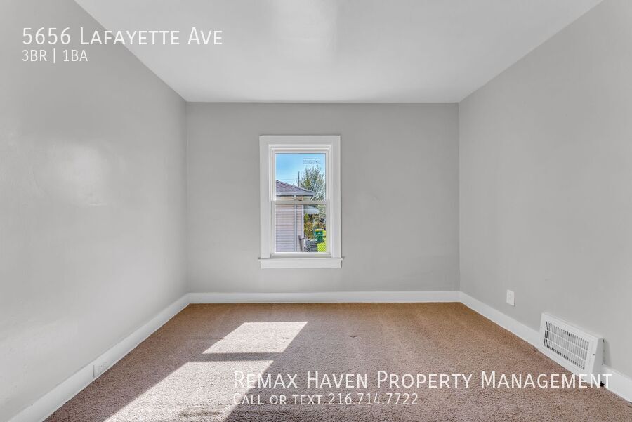 5656 Lafayette Ave, Maple Heights - Spacious 3-bed 1-bath single-family home! property image