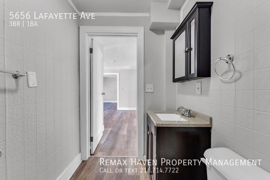 5656 Lafayette Ave, Maple Heights - Spacious 3-bed 1-bath single-family home! property image