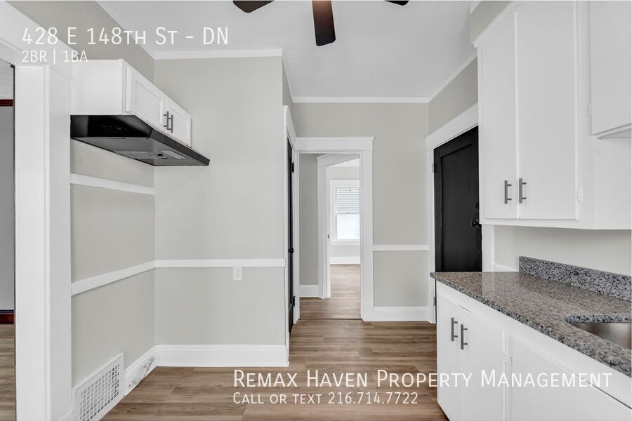 428 E 148th St | DN, Cleveland - Spacious 2 bed 1 bath multi-family home! property image