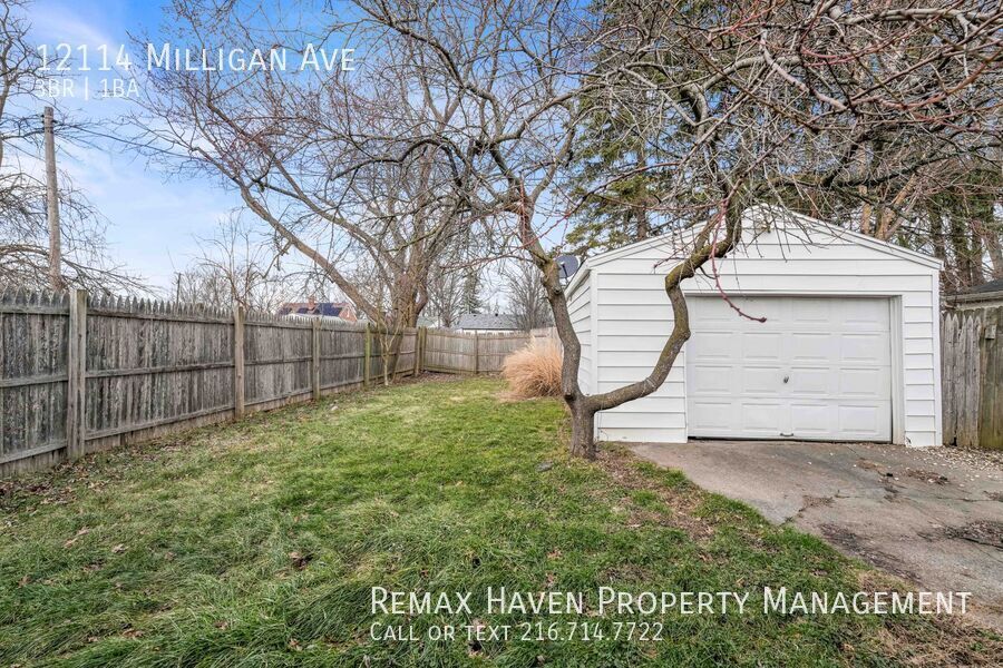 12114 Milligan Ave, Cleveland - Spacious 3-bed 1-bath single-family home! property image