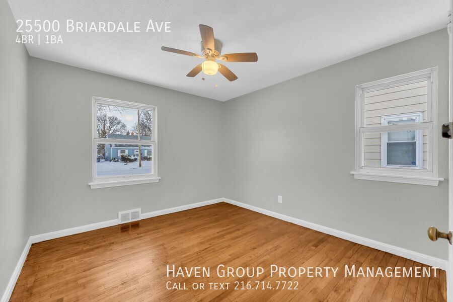 25500 Briardale Ave, Euclid - Spacious 4-bed 1 -bath single-family home! property image