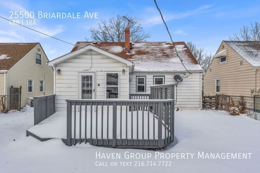 25500 Briardale Ave, Euclid - Spacious 4-bed 1 -bath single-family home! property image